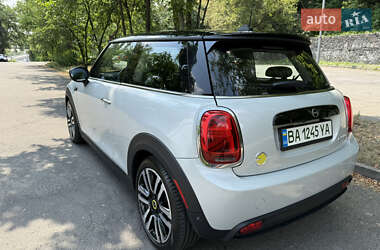 Хэтчбек MINI Cooper 2022 в Киеве фото 15 Хэтчбек MINI Cooper 2022 в Киеве
