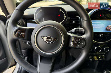 Хэтчбек MINI Cooper 2022 в 