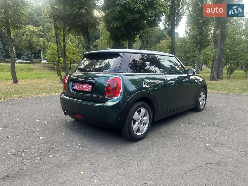 Хетчбек MINI Cooper 2016 в Києві