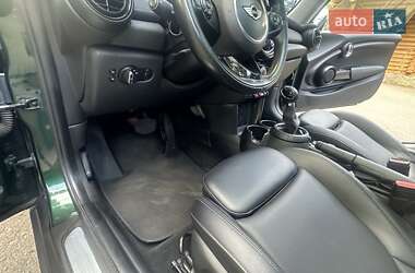 Хэтчбек MINI Cooper 2016 в 