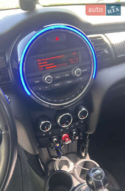 Хэтчбек MINI Cooper 2014 в 