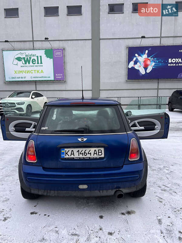 Хетчбек MINI Cooper 2002 в Первомайську