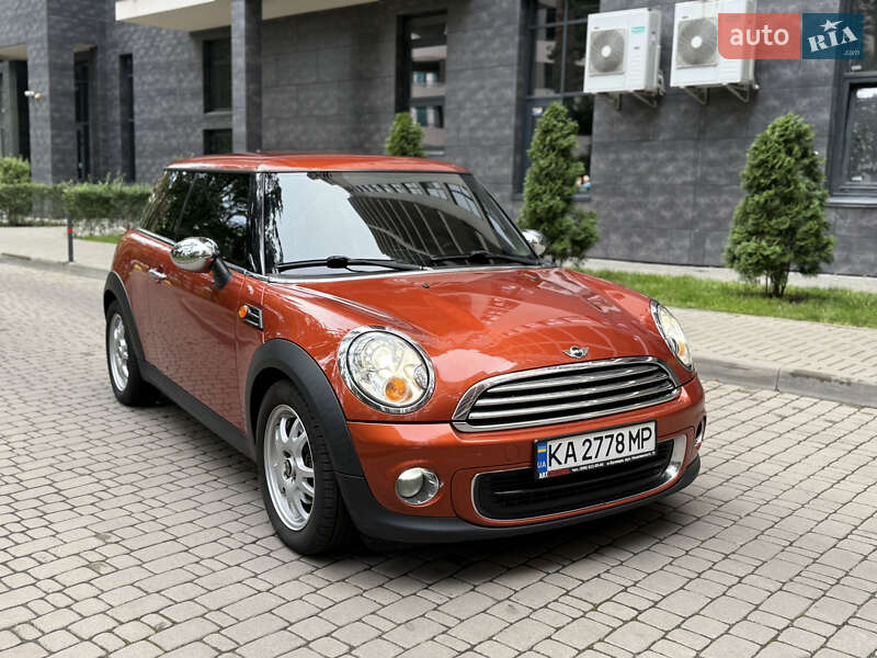 Хетчбек MINI Cooper 2011 в Броварах