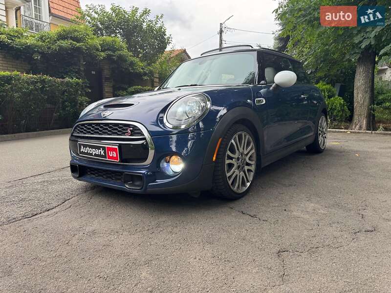 MINI Cooper 2015