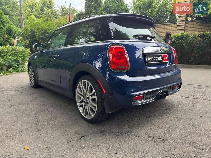Хетчбек MINI Cooper 2015 в Києві