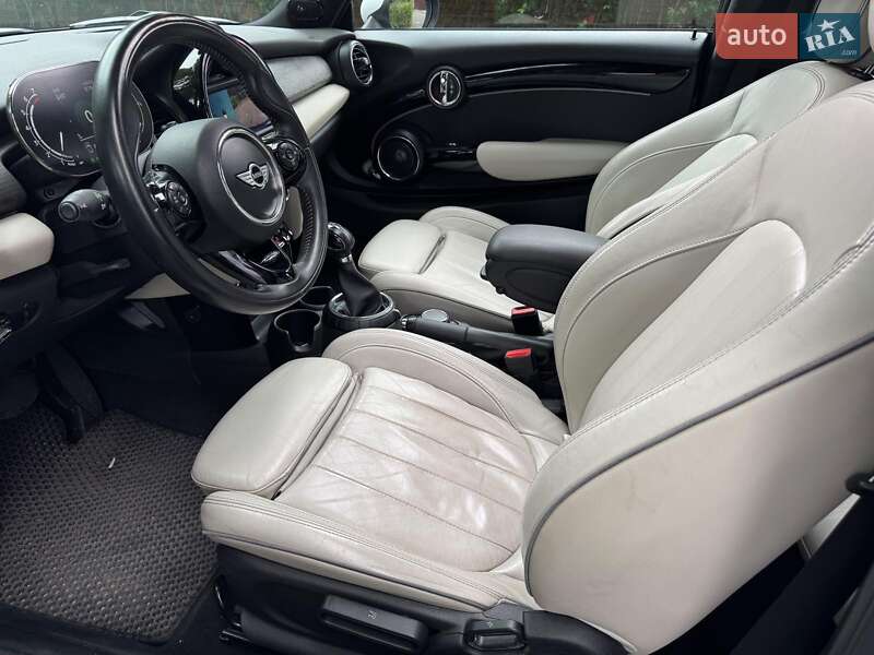 Хетчбек MINI Cooper 2015 в Києві