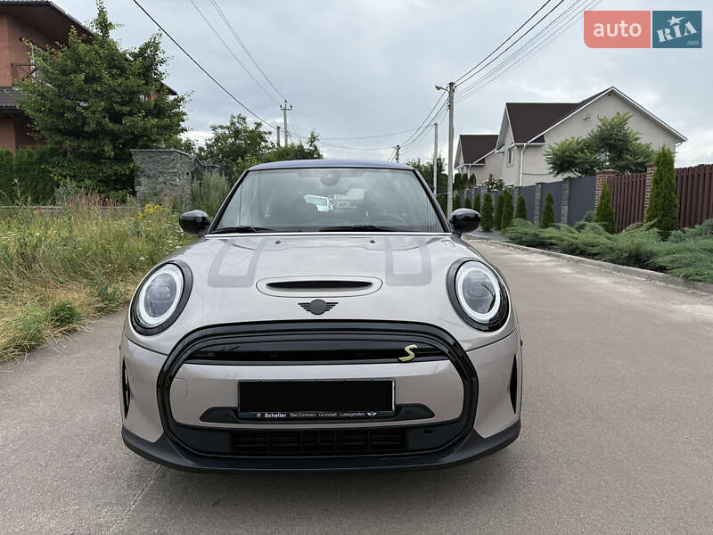 Хэтчбек MINI Cooper 2022 в Киеве