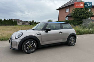 Хэтчбек MINI Cooper 2022 в 