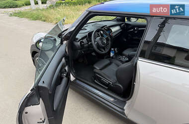 Хэтчбек MINI Cooper 2022 в 