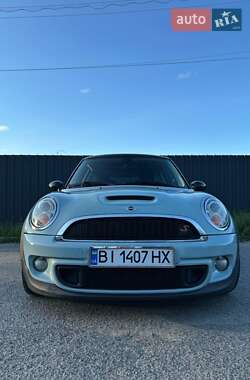 Хетчбек MINI Cooper 2013 в 