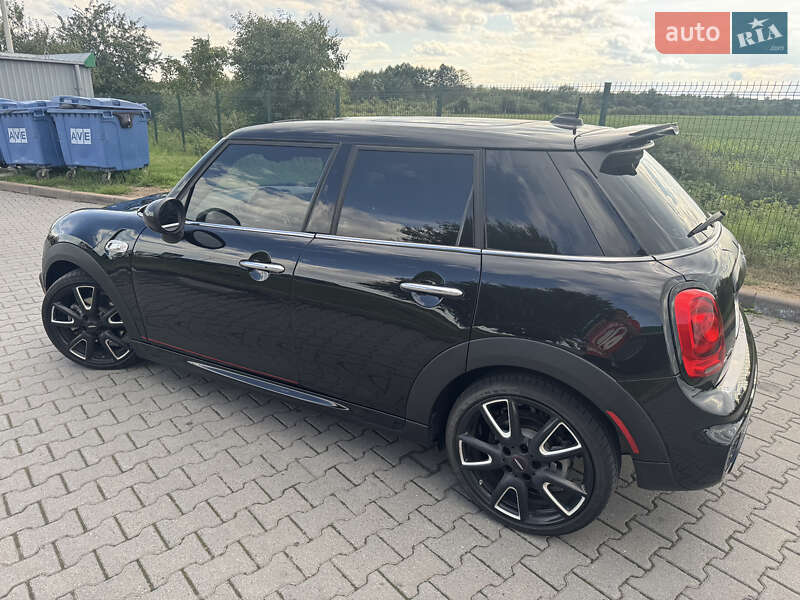 Хэтчбек MINI Cooper 2017 в Ивано-Франковске