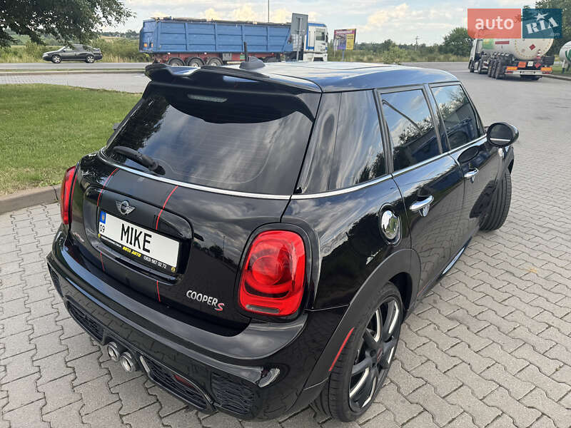 Хэтчбек MINI Cooper 2017 в Ивано-Франковске