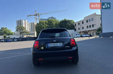Хэтчбек MINI Cooper 2022 в 