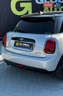 Хетчбек MINI Cooper 2019 в 