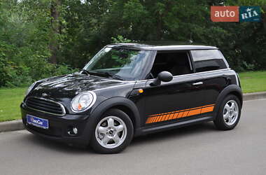 Хэтчбек MINI Cooper 2010 в Киеве
