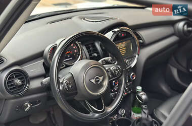 Хэтчбек MINI Cooper 2018 в 
