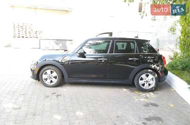 Хэтчбек MINI Cooper 2016 в 