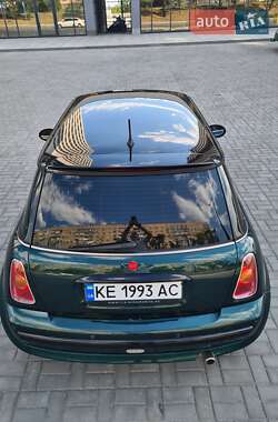 Хэтчбек MINI Cooper 2003 в 