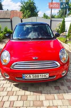 Хэтчбек MINI Cooper 2008 в 