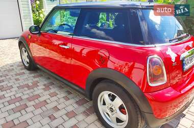 Хэтчбек MINI Cooper 2008 в 