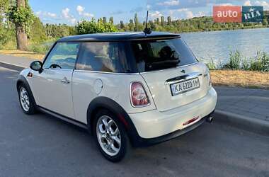 Хэтчбек MINI Cooper 2012 в Киеве