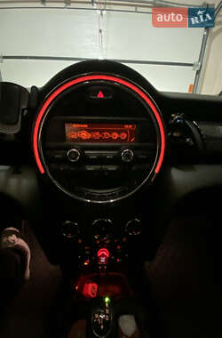 Хэтчбек MINI Cooper 2014 в 