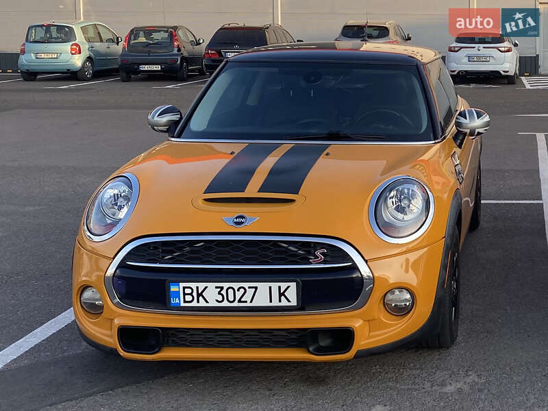 Хэтчбек MINI Cooper 2014 в Ровно