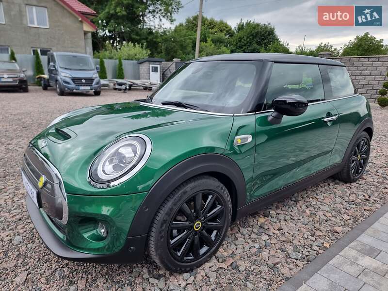 Хэтчбек MINI Cooper 2020 в Радивилове