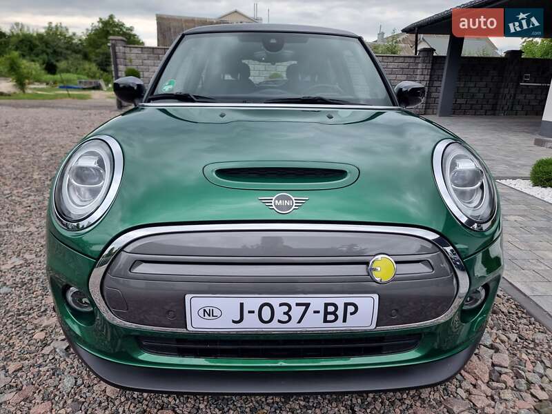 Хэтчбек MINI Cooper 2020 в Радивилове