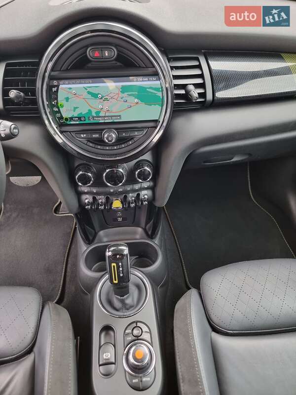 Хэтчбек MINI Cooper 2020 в Радивилове
