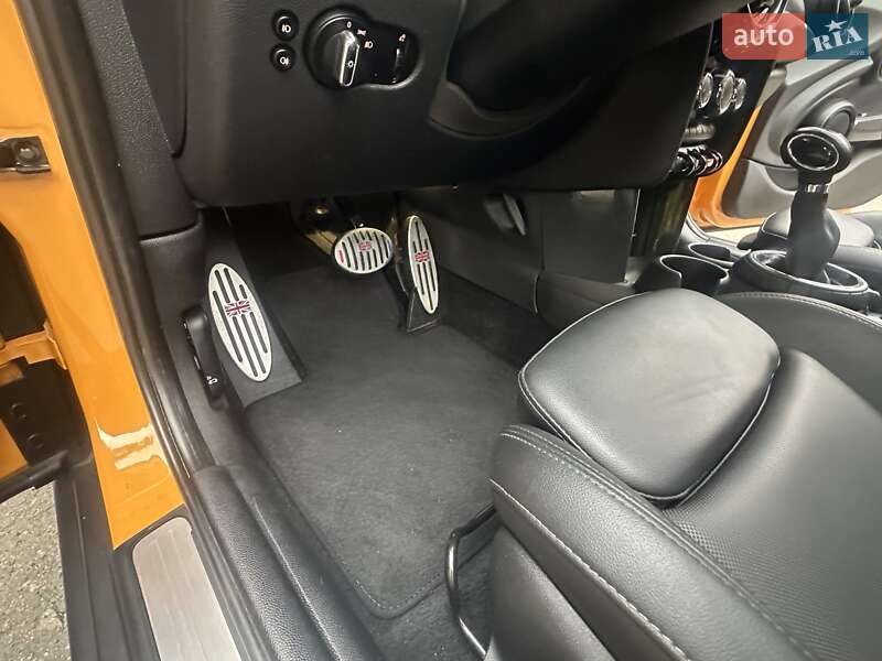 Хэтчбек MINI Cooper 2014 в Киеве фото 31 Хэтчбек MINI Cooper 2014 в Киеве
