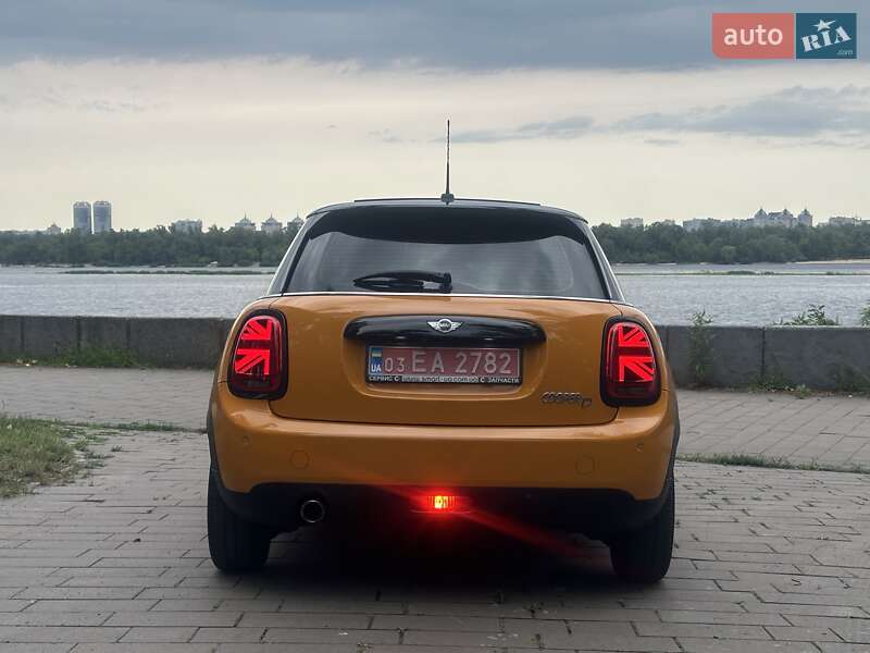 Хэтчбек MINI Cooper 2014 в Киеве фото 56 Хэтчбек MINI Cooper 2014 в Киеве