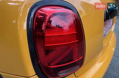Хетчбек MINI Cooper 2014 в 