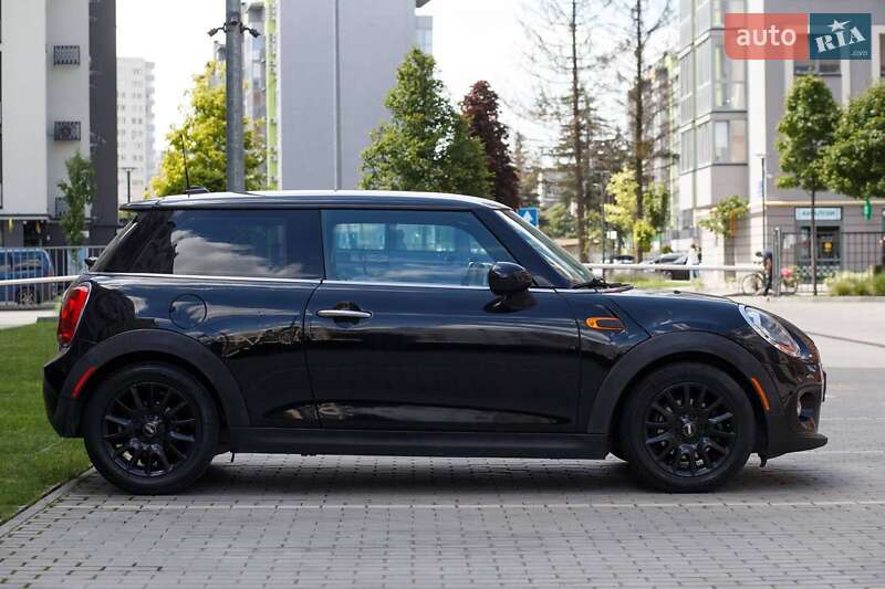 Хэтчбек MINI Cooper 2015 в Киеве