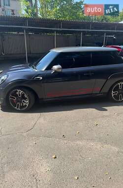 Хэтчбек MINI Cooper 2020 в 