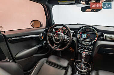 Хэтчбек MINI Cooper 2015 в 