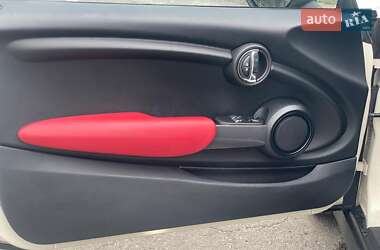 Хэтчбек MINI Cooper 2015 в 