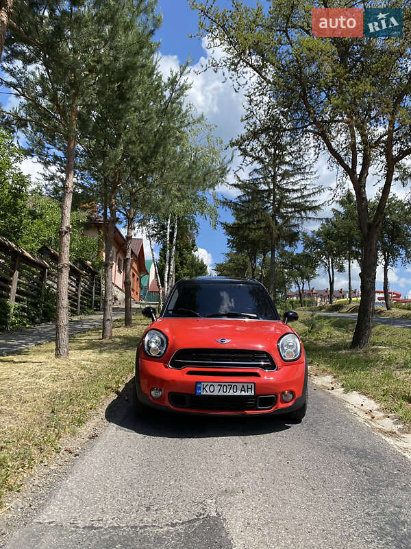 Хэтчбек MINI Cooper 2011 в Ужгороде