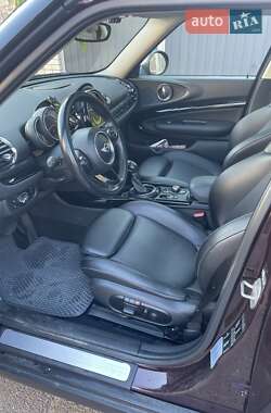 Хэтчбек MINI Cooper 2016 в 