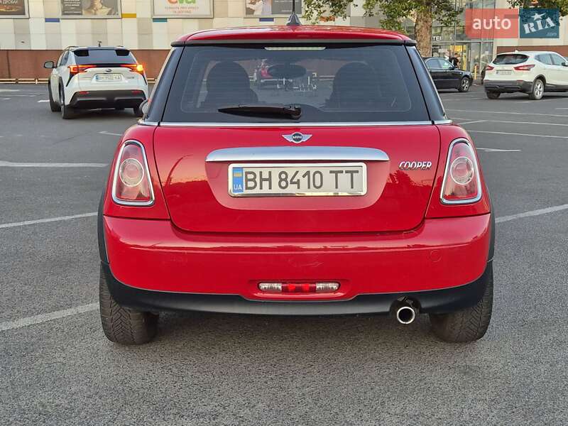 Хэтчбек MINI Cooper 2013 в Одессе