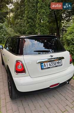 Хэтчбек MINI Cooper 2008 в 