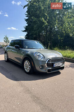 Хэтчбек MINI Cooper 2020 в 