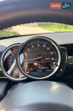 Хэтчбек MINI Cooper 2020 в 