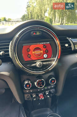 Хэтчбек MINI Cooper 2020 в 