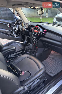 Хэтчбек MINI Cooper 2014 в Черкассах