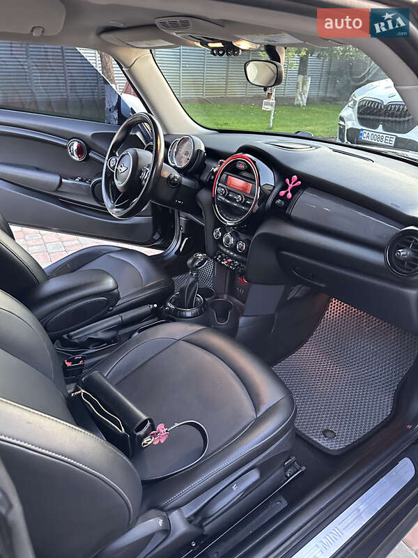 Хэтчбек MINI Cooper 2014 в Черкассах