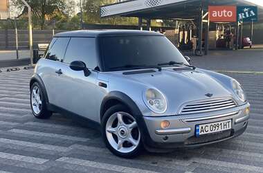 Хэтчбек MINI Cooper 2002 в 