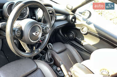 Хэтчбек MINI Cooper 2017 в 