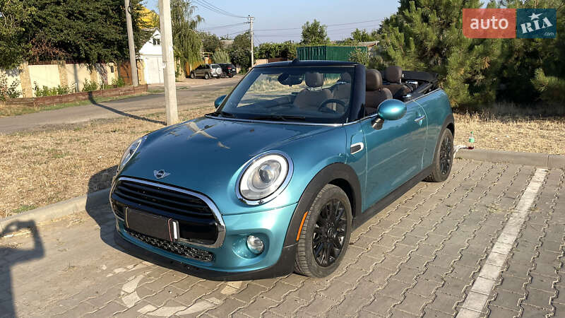 Хэтчбек MINI Cooper 2017 в 