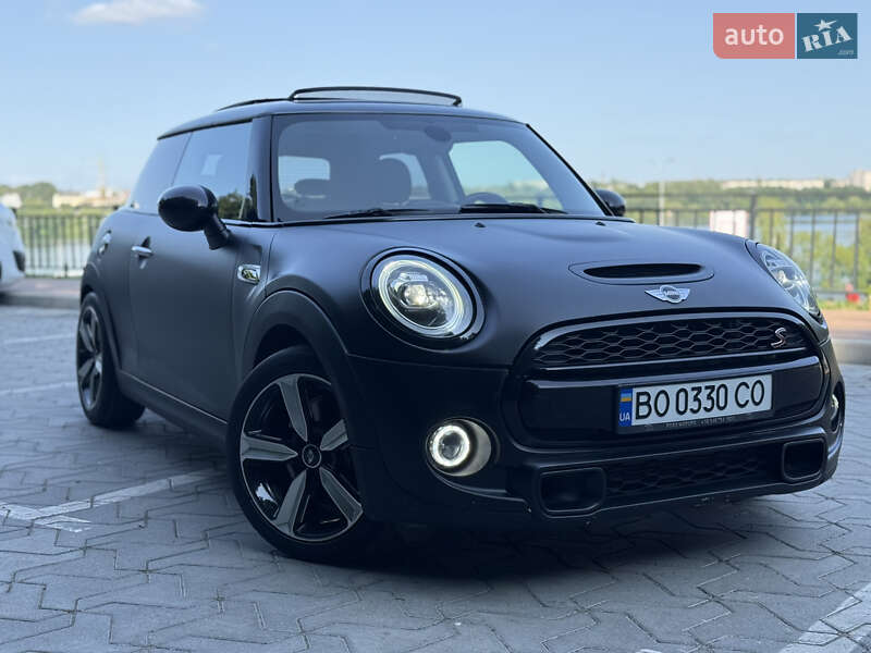Хэтчбек MINI Cooper 2017 в 